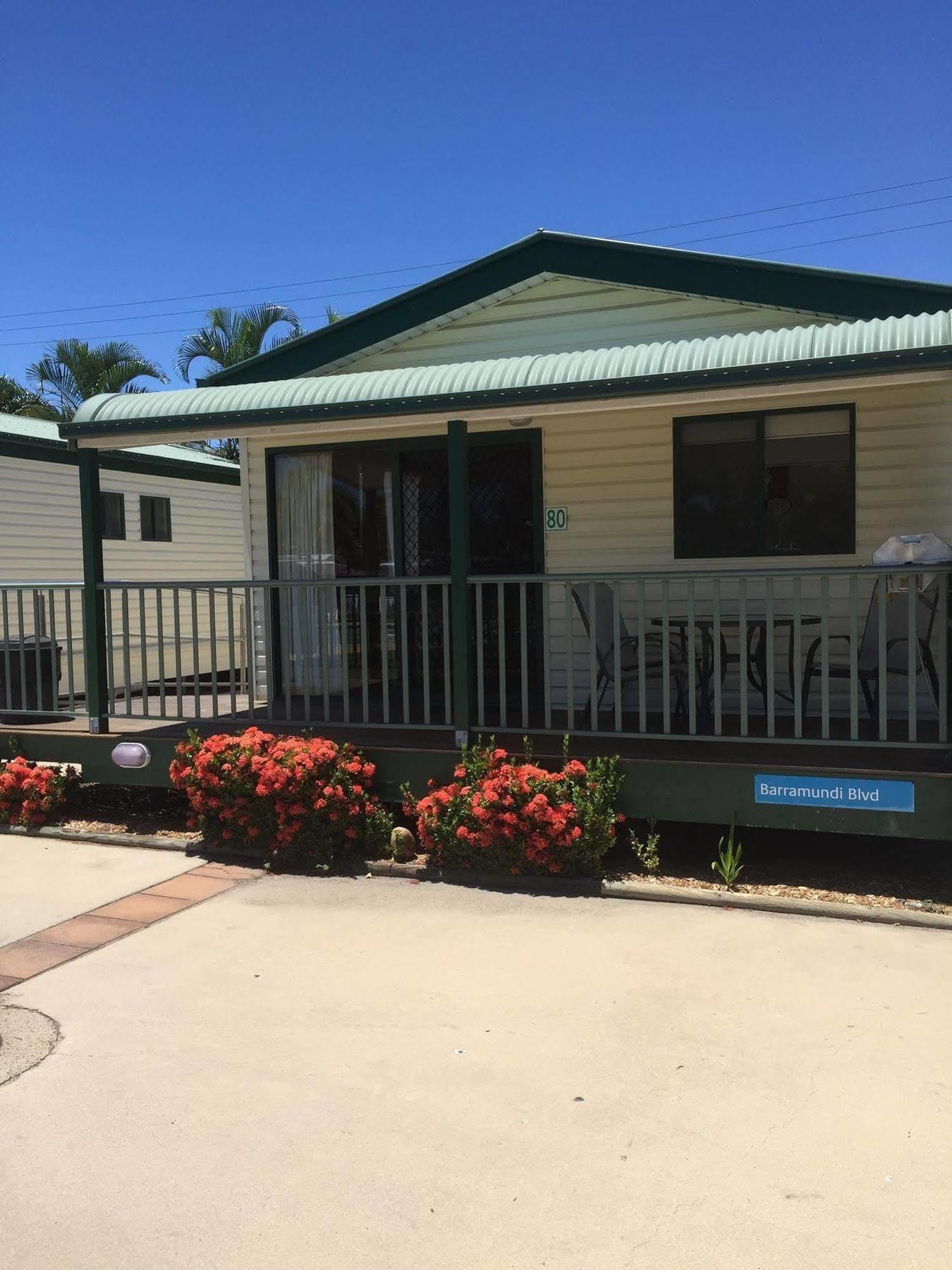 Nrma Bowen Beachfront Holiday Park Exterior photo
