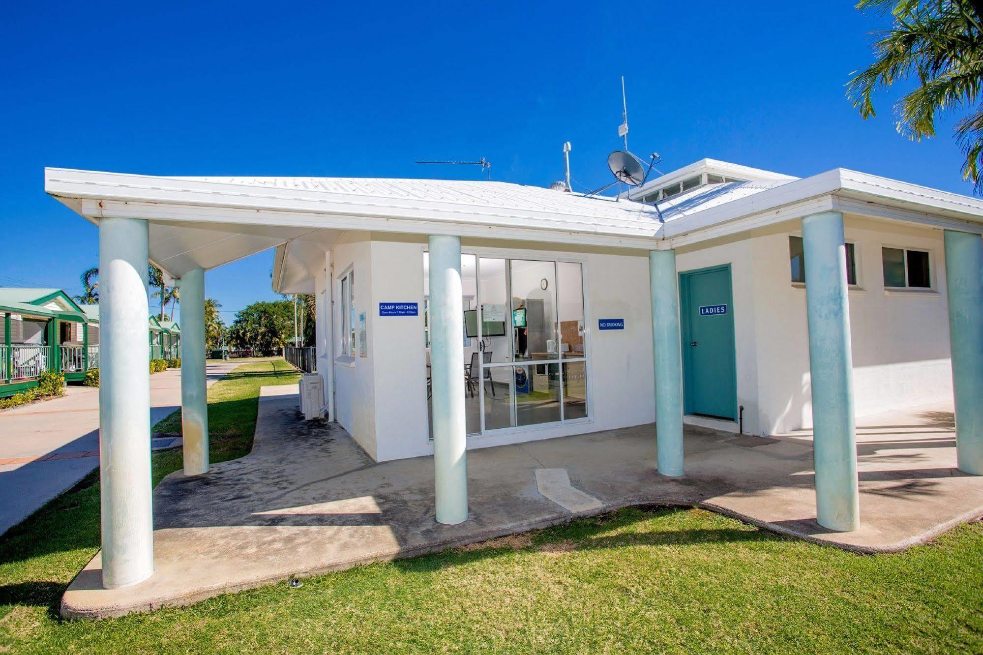 Nrma Bowen Beachfront Holiday Park Exterior photo